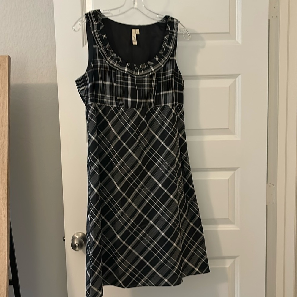 Fossil 100% silk black & white tartan dress sz M sleeveless ruffle collar plaid